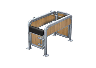 Robust examination stand for horses - solid steel construction