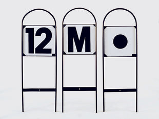 OBSTACLE NUMBER SET OF 12: Pluggable, weatherproof markings for outdoor areas