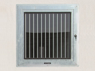 Growi Stallfenster mit Innengitterrahmen - Drehfenster einfach 1000 x 1000 mm