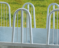 PATURA Compact square rack with safety palisade feeding grids