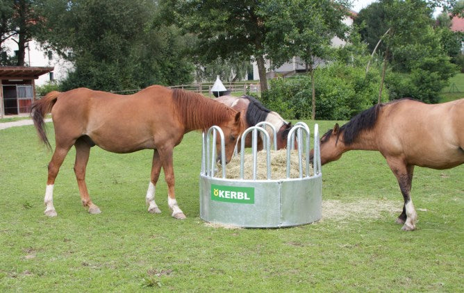 Kerbl Rundraufe: Effiziente Futterversorgung für Pferde und Rinder