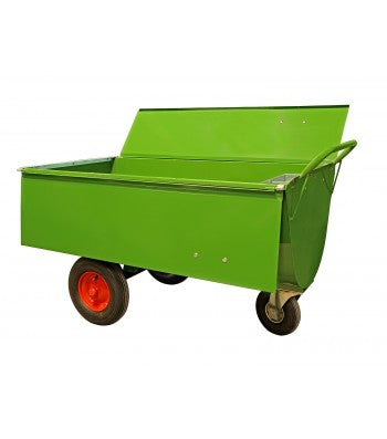 Futterwagen ca. 600 Liter Fassungsvermögen - mit Deckel und Mineralbehälter