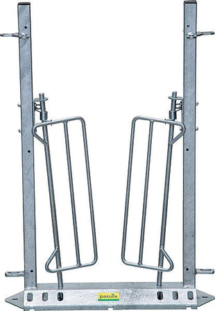 Backstop in the driveway frame for catching and treating systems for sheep, galvanized